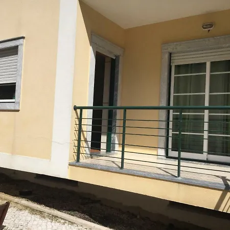 Fonte House Igreja Nova (Lisbon)